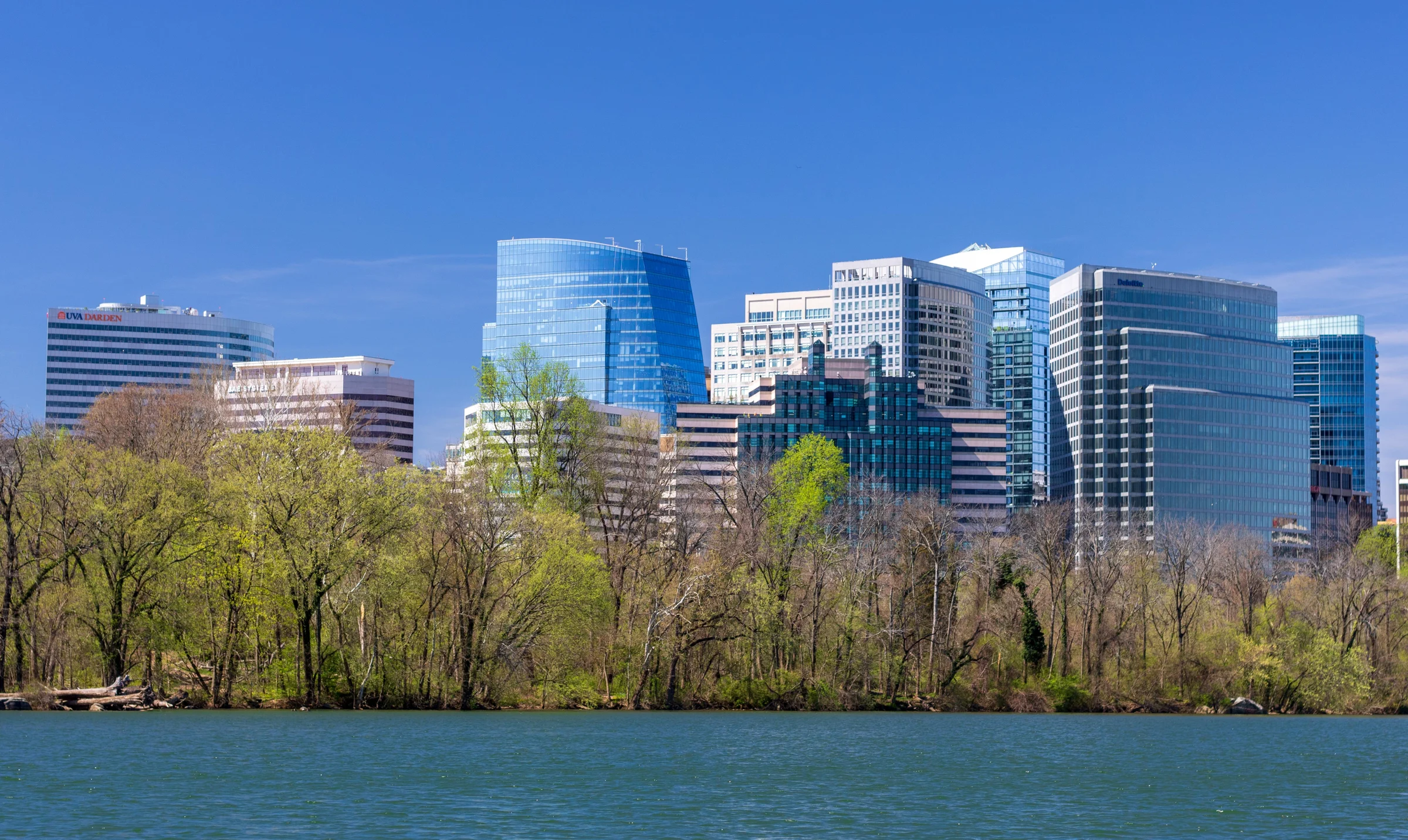 Spray Foam Roof Application for Commercial Roofers Washington DC